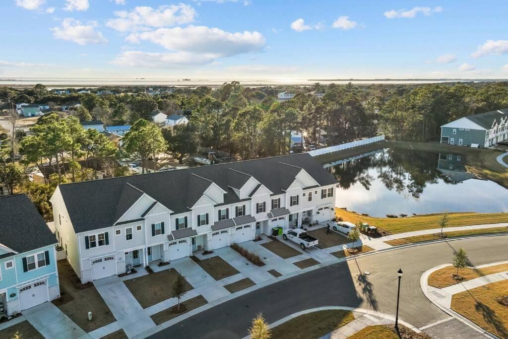 Beau Coast Getaway Villa Beaufort Екстериор снимка