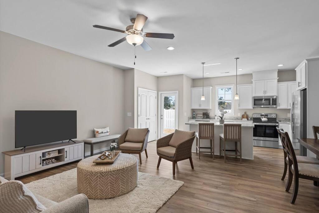 Beau Coast Getaway Villa Beaufort Екстериор снимка