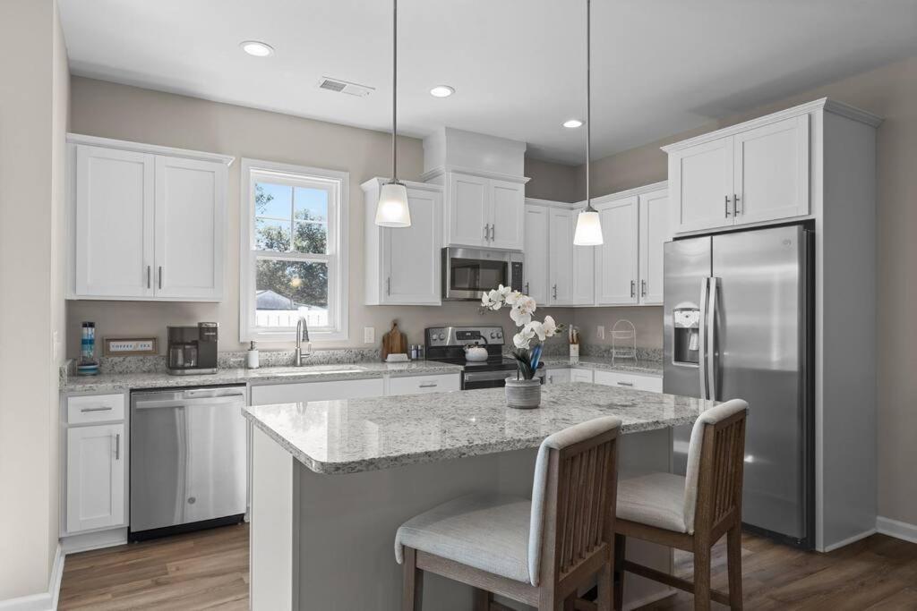 Beau Coast Getaway Villa Beaufort Екстериор снимка