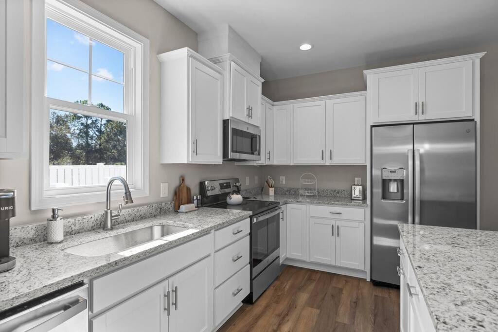 Beau Coast Getaway Villa Beaufort Екстериор снимка