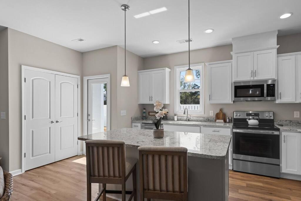 Beau Coast Getaway Villa Beaufort Екстериор снимка