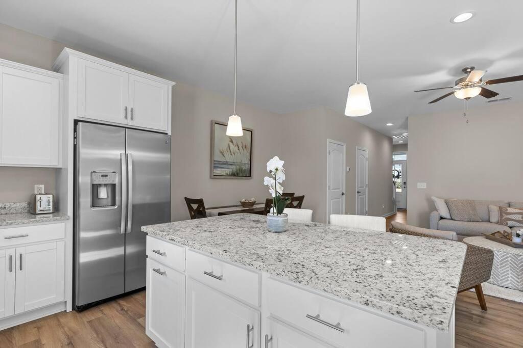 Beau Coast Getaway Villa Beaufort Екстериор снимка