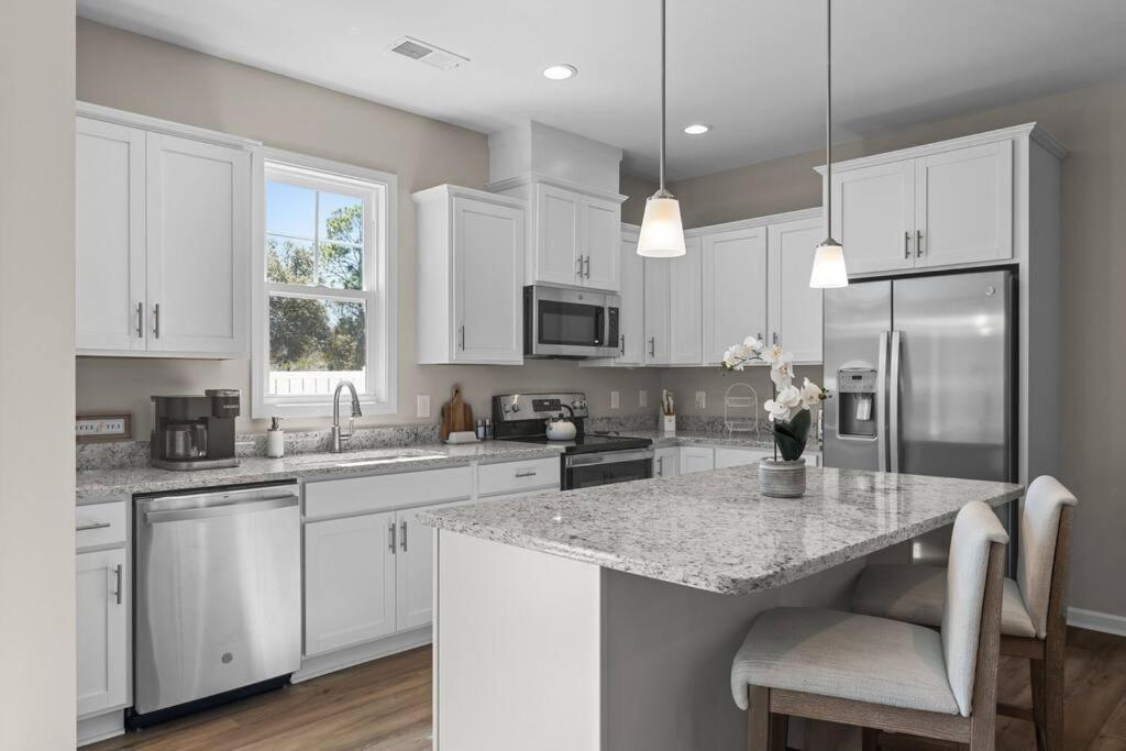 Beau Coast Getaway Villa Beaufort Екстериор снимка